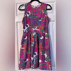 Jude Connally Rachel sleeveless dress with pockets in bright paisley print EUC